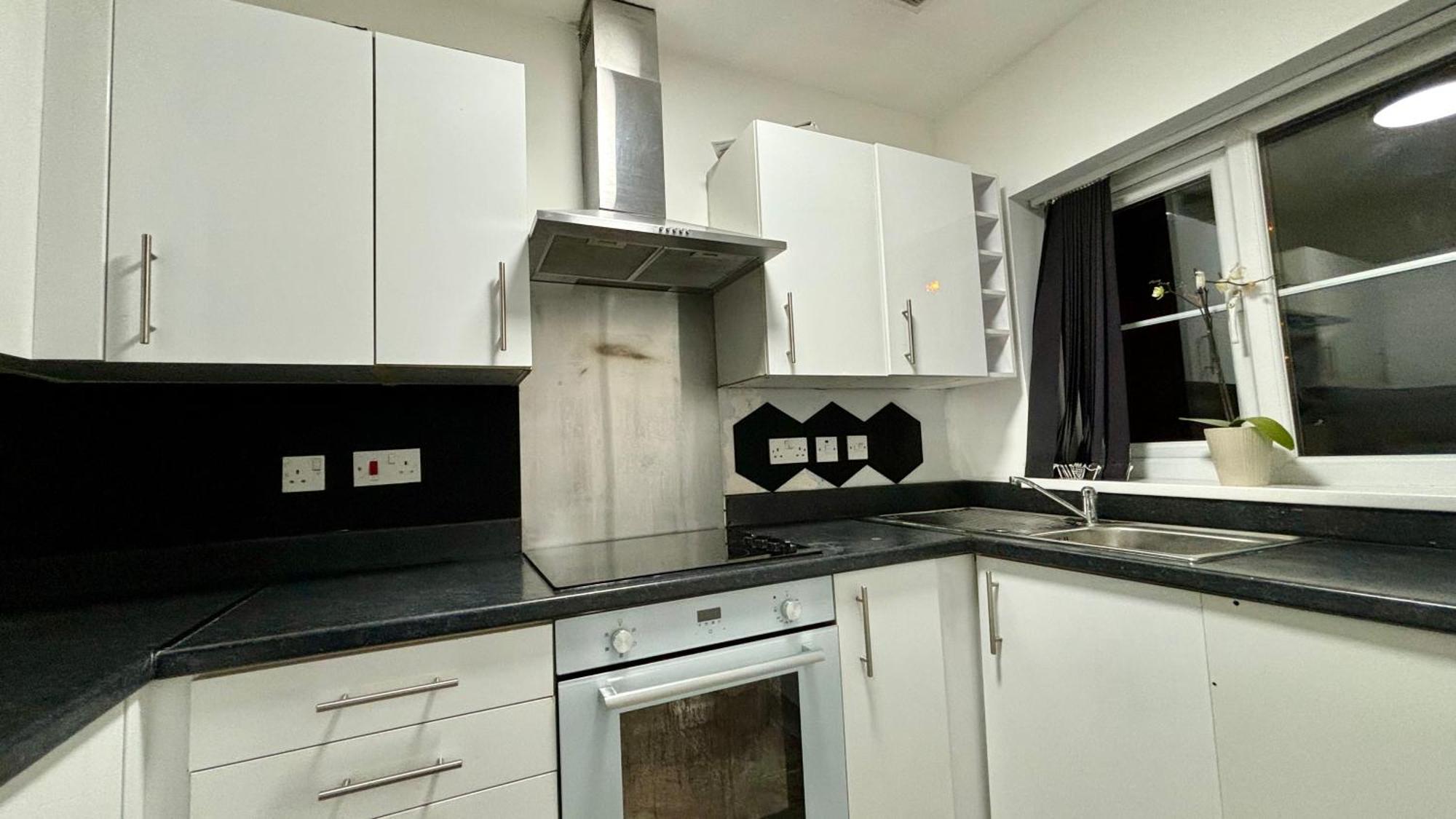 2-bed House By Knighthead Park W- Free Parking & Free Matchday Drop-off
